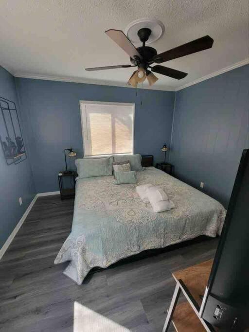 2022 Renovated 2-Bdrm Cozy, Lovely Condo W/Parking! Хилтон-Хед-Айленд Экстерьер фото