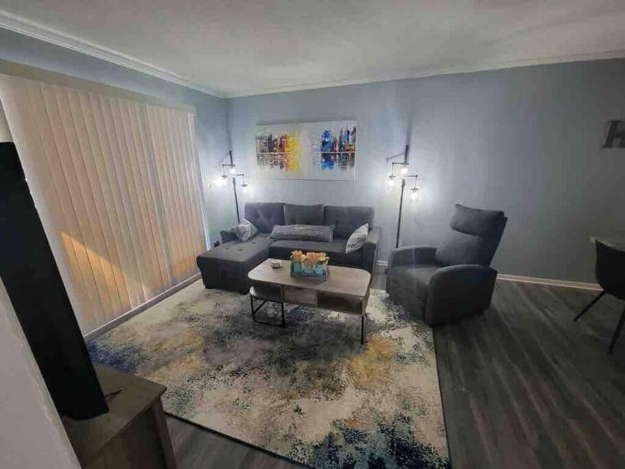 2022 Renovated 2-Bdrm Cozy, Lovely Condo W/Parking! Хилтон-Хед-Айленд Экстерьер фото