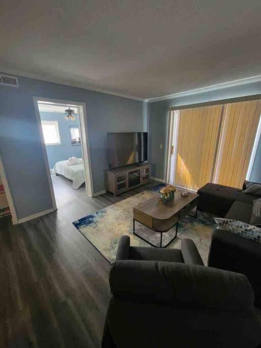 2022 Renovated 2-Bdrm Cozy, Lovely Condo W/Parking! Хилтон-Хед-Айленд Экстерьер фото