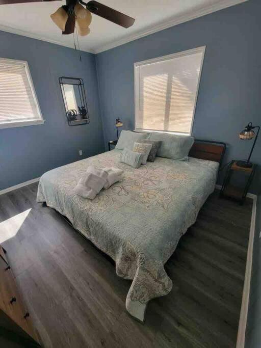 2022 Renovated 2-Bdrm Cozy, Lovely Condo W/Parking! Хилтон-Хед-Айленд Экстерьер фото