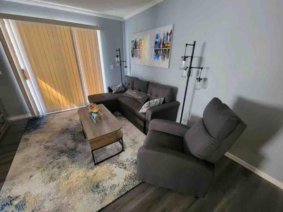 2022 Renovated 2-Bdrm Cozy, Lovely Condo W/Parking! Хилтон-Хед-Айленд Экстерьер фото
